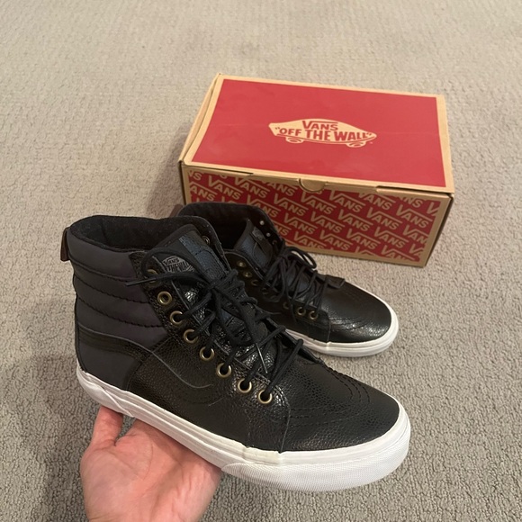 🩷 Vans SK8-Hi 46 MTE Pebble Leather Black Weatherized 7.5 Gently Used Hightops - Picture 3 of 6